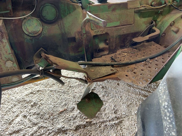 2020-john-deere-2020-image-54