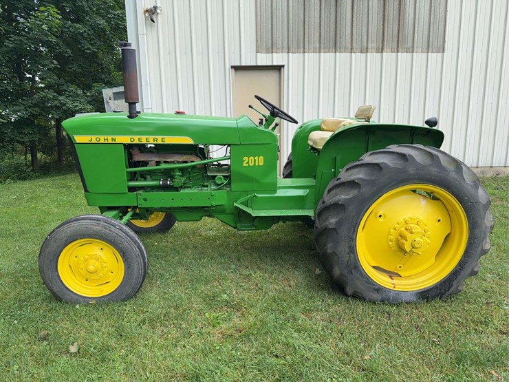 2010-john-deere-2010-image-2