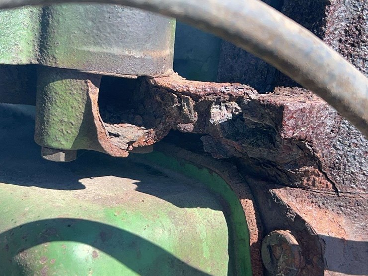 john-deere-530-image-56