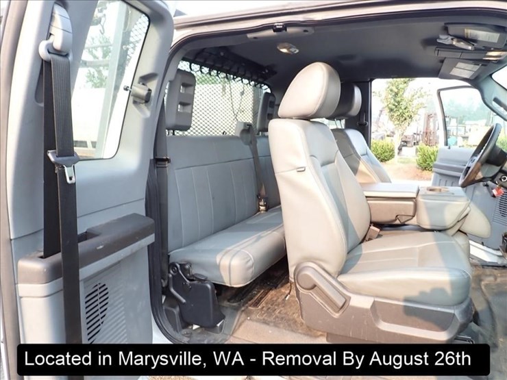 2015-ford-f250-xl-image-13