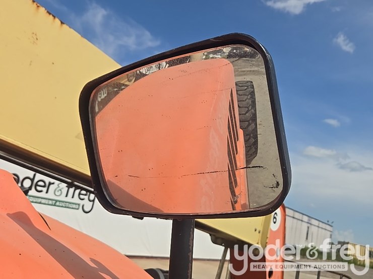 2012-jlg-g6-42a-image-43