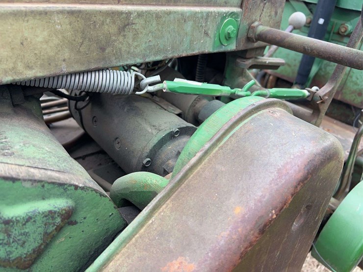 john-deere-70-image-54