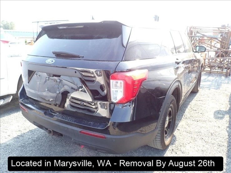 2021-ford-explorer-image-12