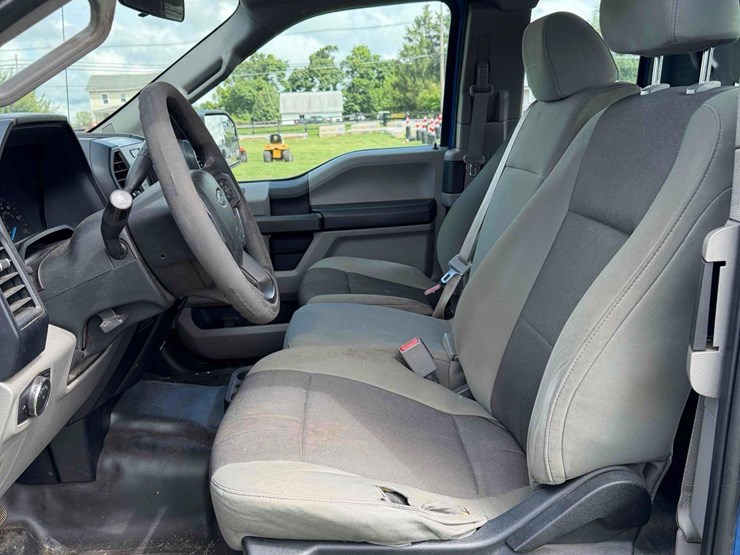 2015-ford-f150-xl-image-14