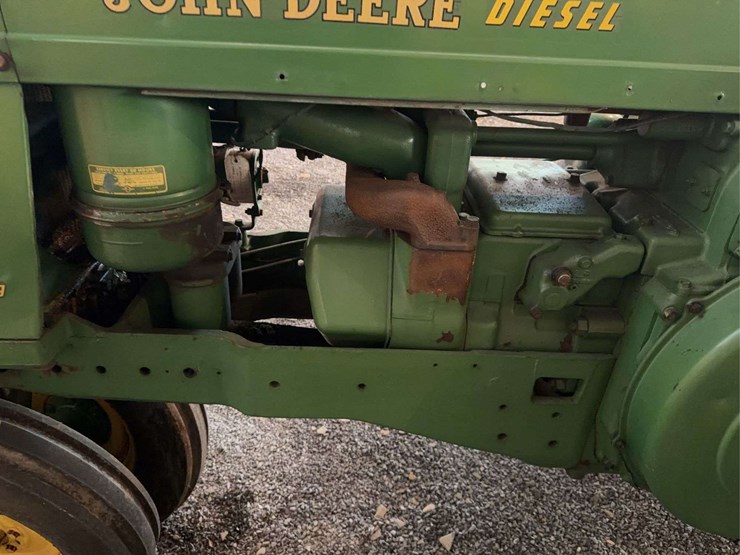 john-deere-70-image-18