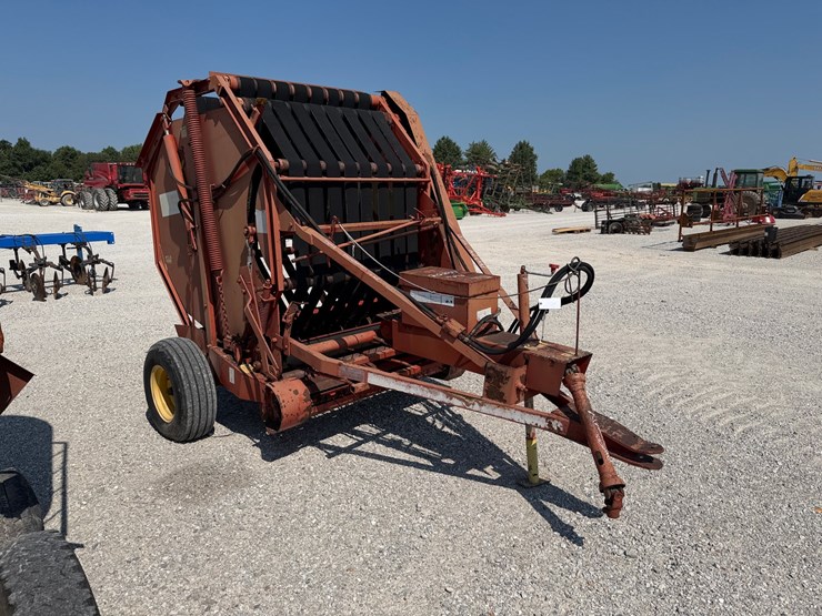 massey-ferguson-450-image-1