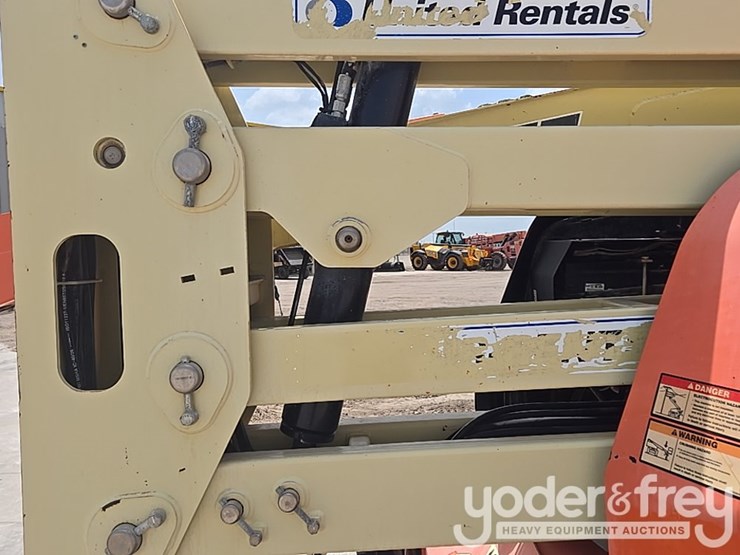 2017-jlg-450aj-image-21
