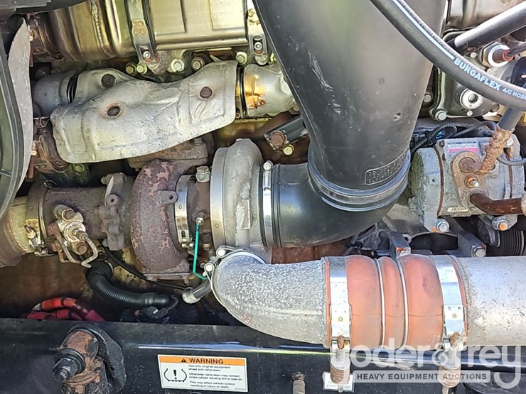2019-freightliner-cascadia-125-image-36