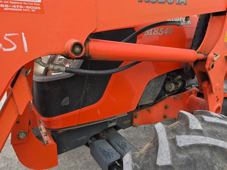 2006-kubota-m8540d-image-7