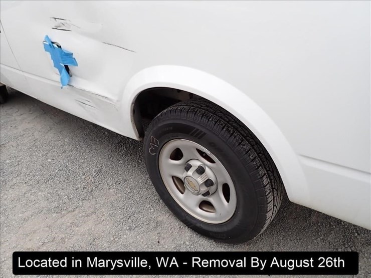2004-chevrolet-astro-image-14