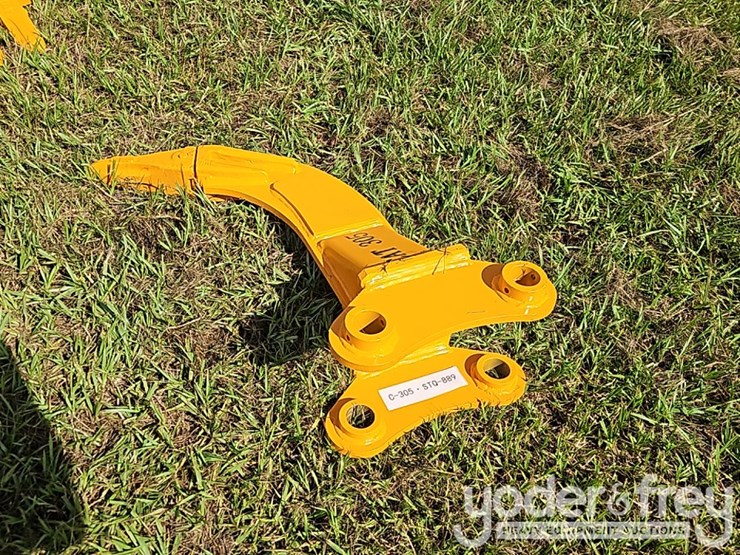 2026-caterpillar-305-image-4