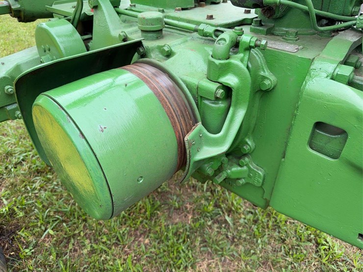 john-deere-model-b-image-22