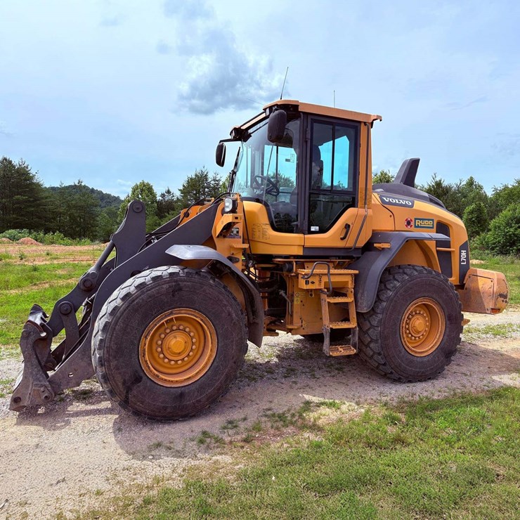 2019 VOLVO L70H