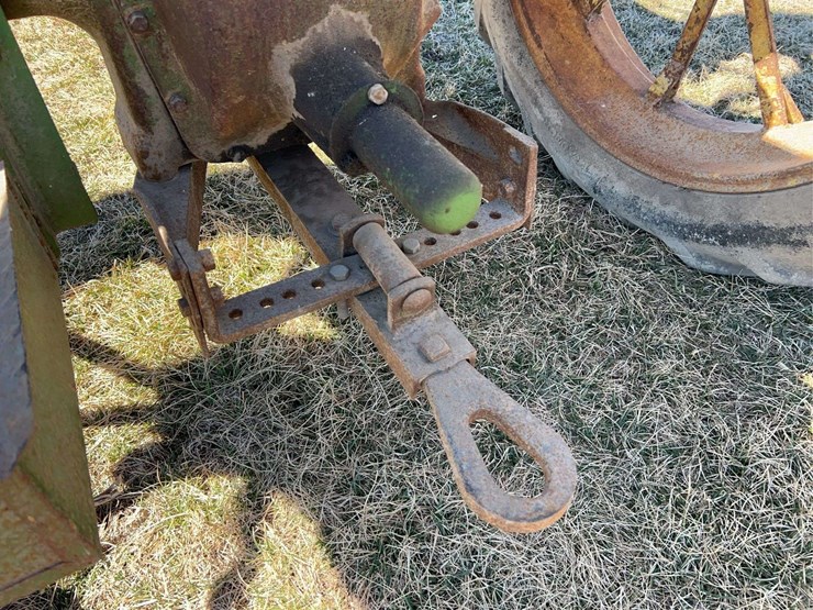 john-deere-model-b-image-37
