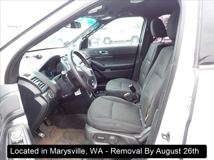 2016-ford-explorer-image-4