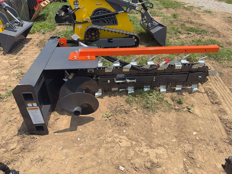 wolverine-skid-steer-trencher-image-4