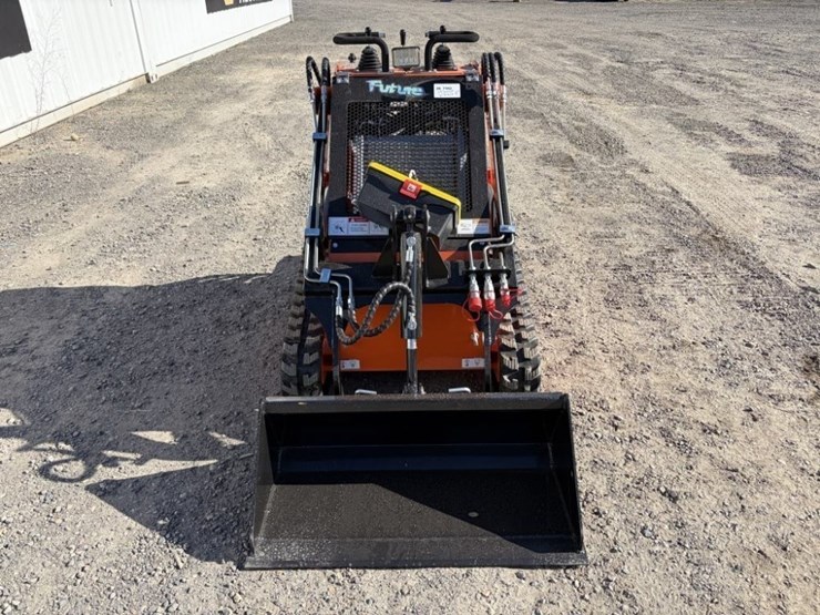 2026-future-ft36c-mini-compact-track-loader-image-8