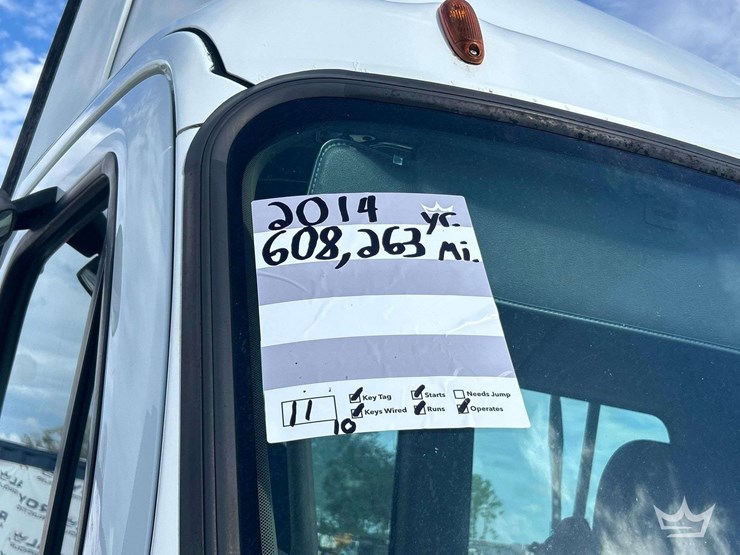 2014-freightliner-cascadia-113-image-34