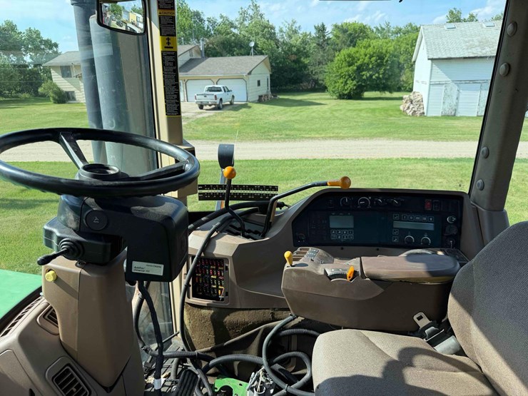 john-deere-9300-image-23