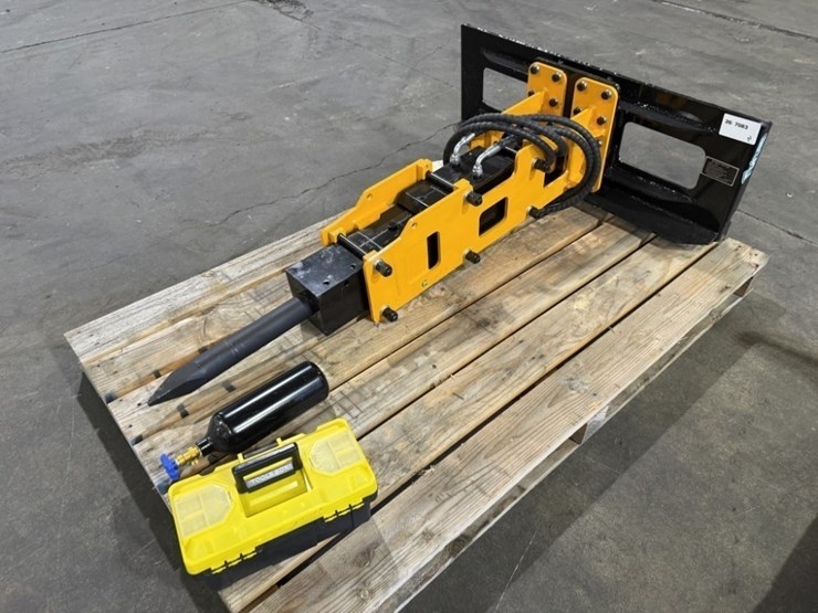 2026-future-ft-p680-hydraulic-breaker-image-1