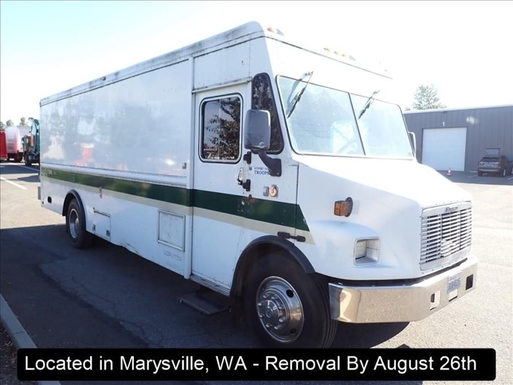 2001-freightliner-mt55-image-21
