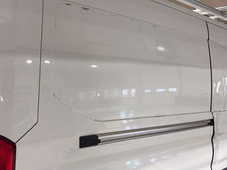 2020-ford-transit-image-28