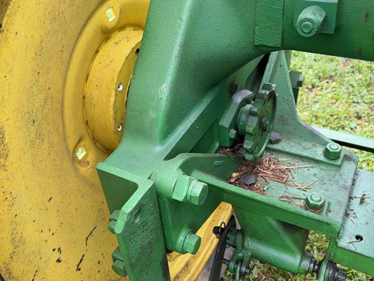 1957-john-deere-420-image-41