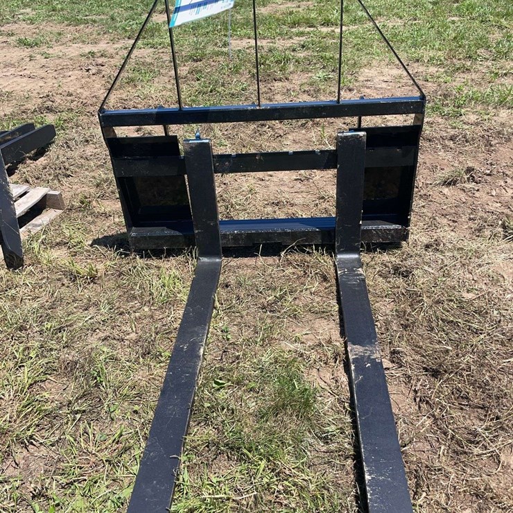 AGT Skid Steer Pallet Forks.