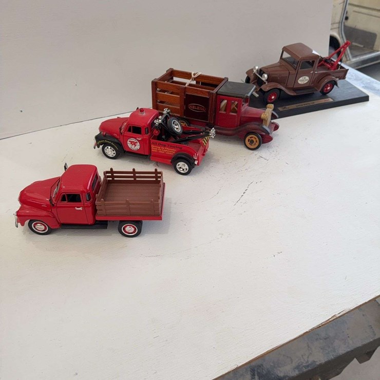 Wooden Helena truck, 2 tow trucks die-cast metal, Delivery truck, die-cast metal