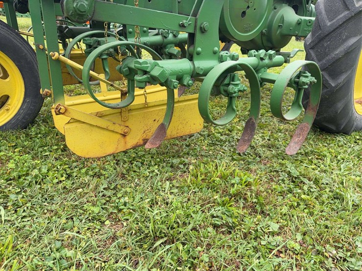 john-deere-h-image-36