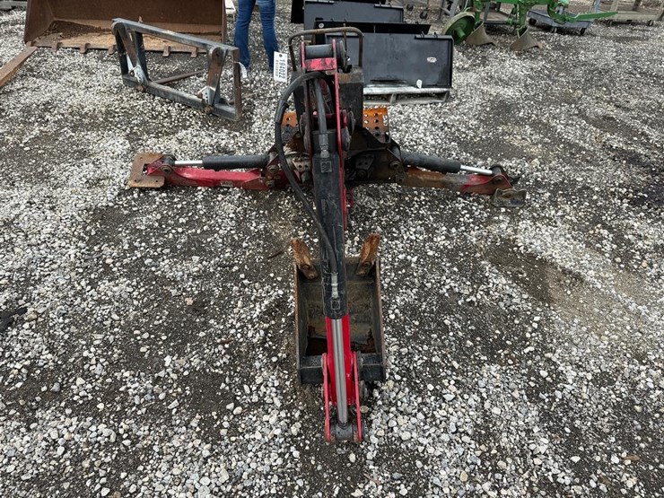 massey-ferguson-gc1710-image-1