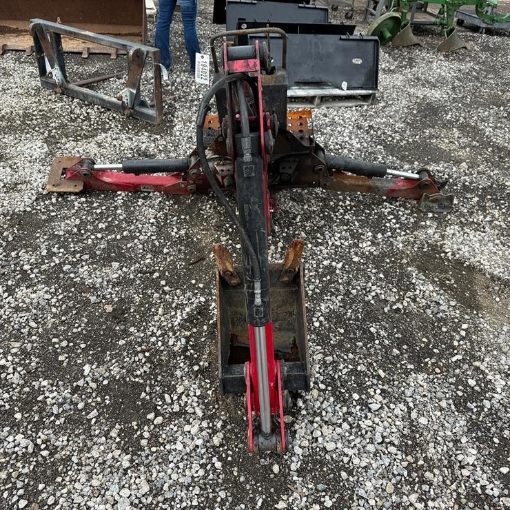 MASSEY-FERGUSON GC1710