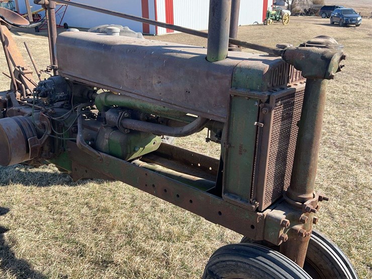 john-deere-model-b-image-10