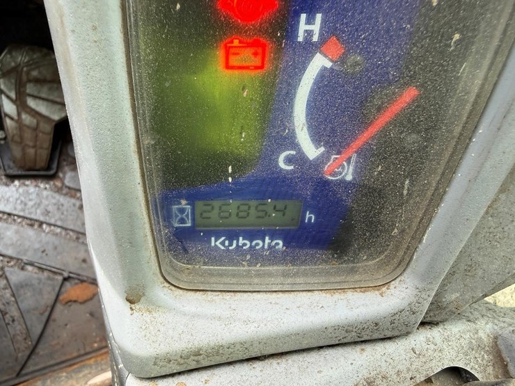 2017-kubota-svl95-2s-image-22