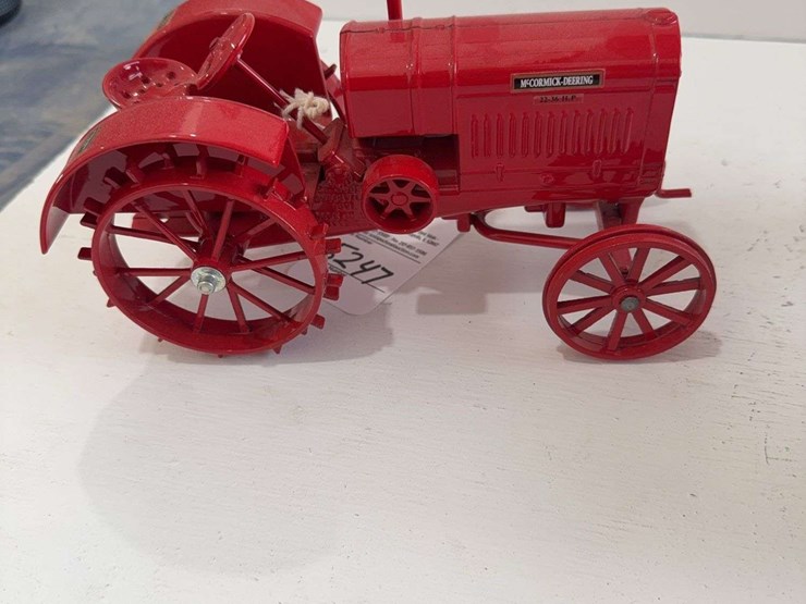 scale-models-mccormick-deering-22-36-h.p-tractor,-die-cast-metal,-1/16-scale-image-1