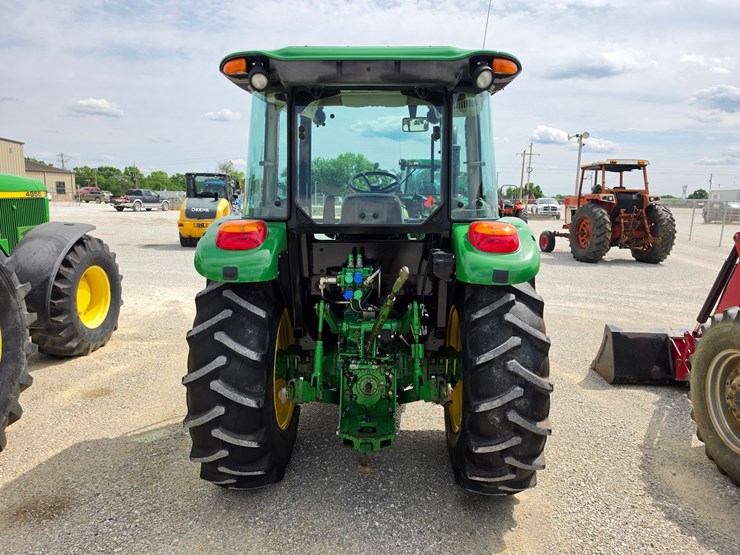 2016-john-deere-5100e-image-7