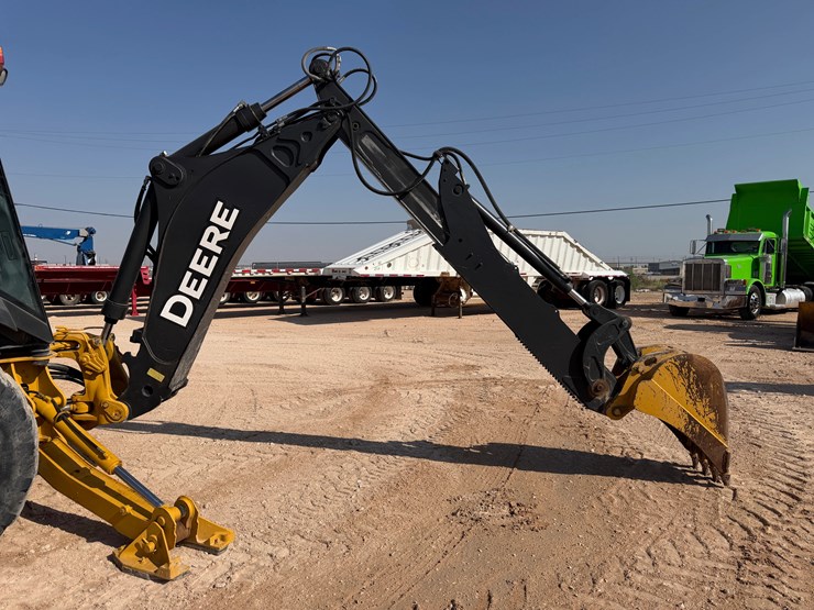 2012-deere-310k-image-4