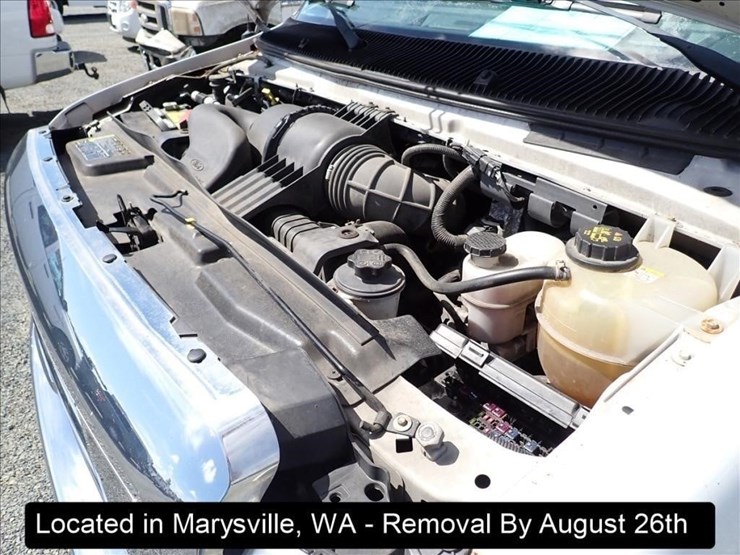 2011-ford-e250-image-22