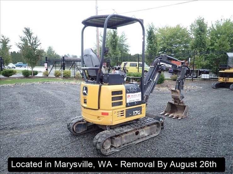 2019-deere-17g-image-16