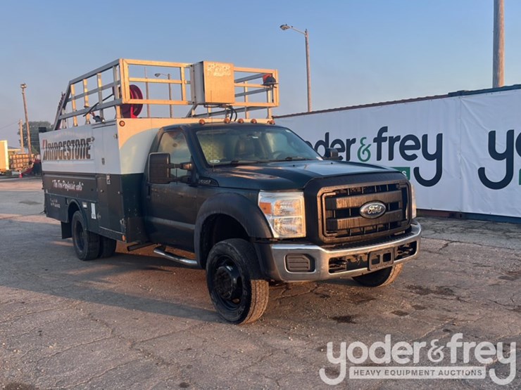 2011-ford-f550-image-12