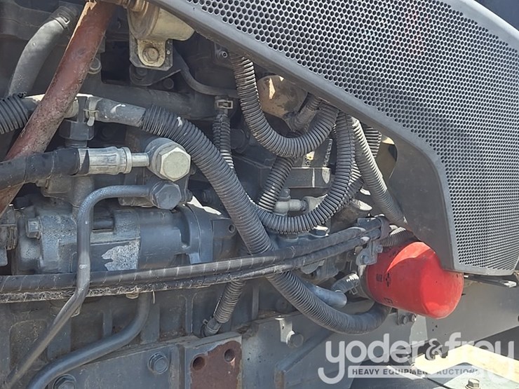 2016-kubota-mx5200d-image-40