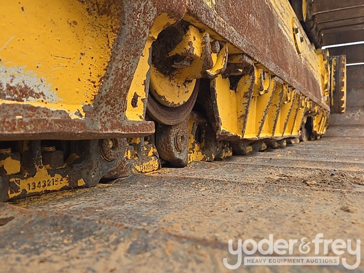 2023-komatsu-d61pxi-24-image-13