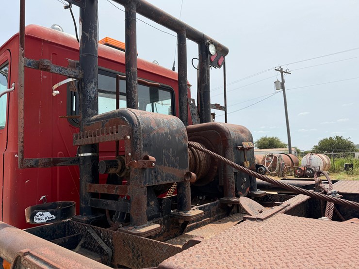 2000-mack-ch612-image-4