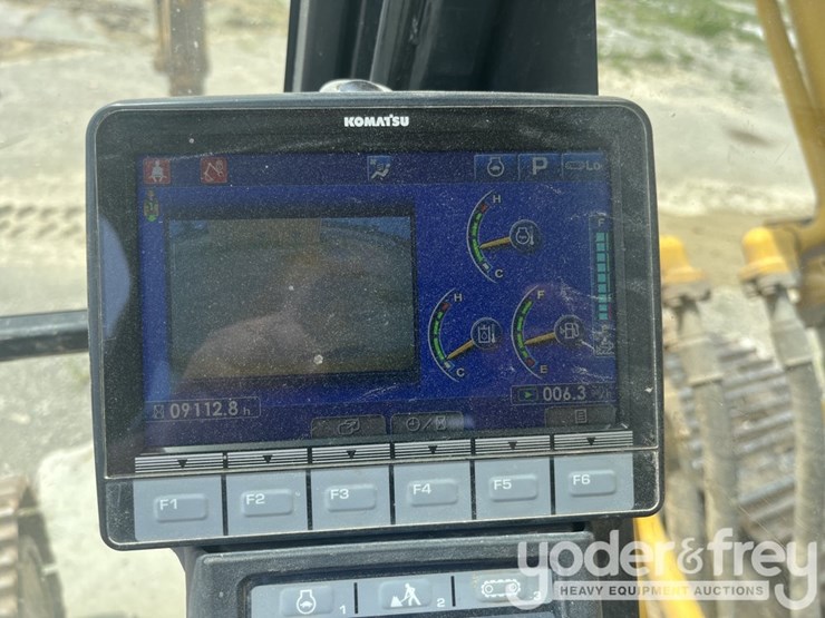2019-komatsu-pc490-lc-11-image-28