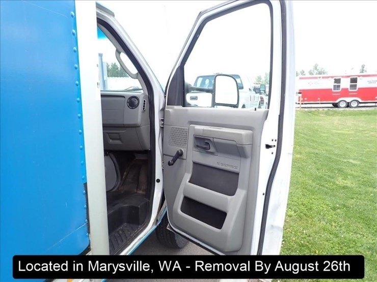 2017-ford-e450-image-3