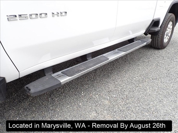 2023-chevrolet-2500-image-21