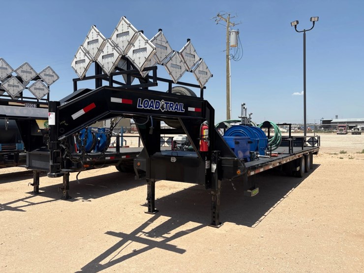 2022-load-trail-30'-x-102"-image-2