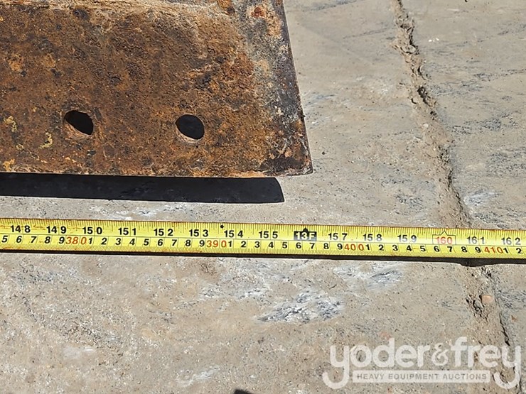 2018-caterpillar-d6n-lgp-image-23