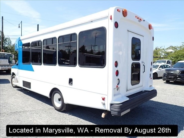 2019-ford-e450-image-6