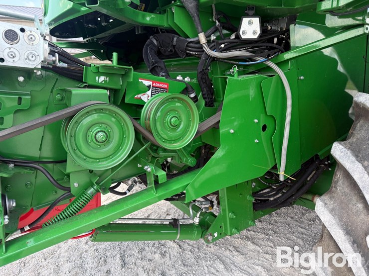 2023-john-deere-s770-image-10
